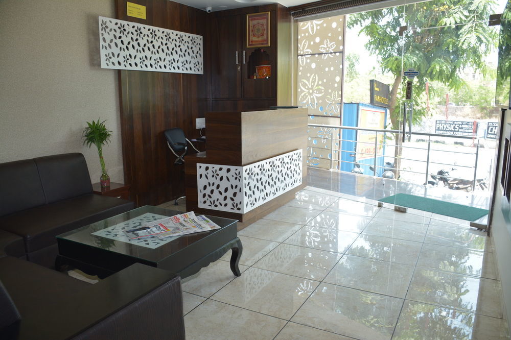ג'איפור Fabhotel Padmavati Palace Mansarovar מראה חיצוני תמונה