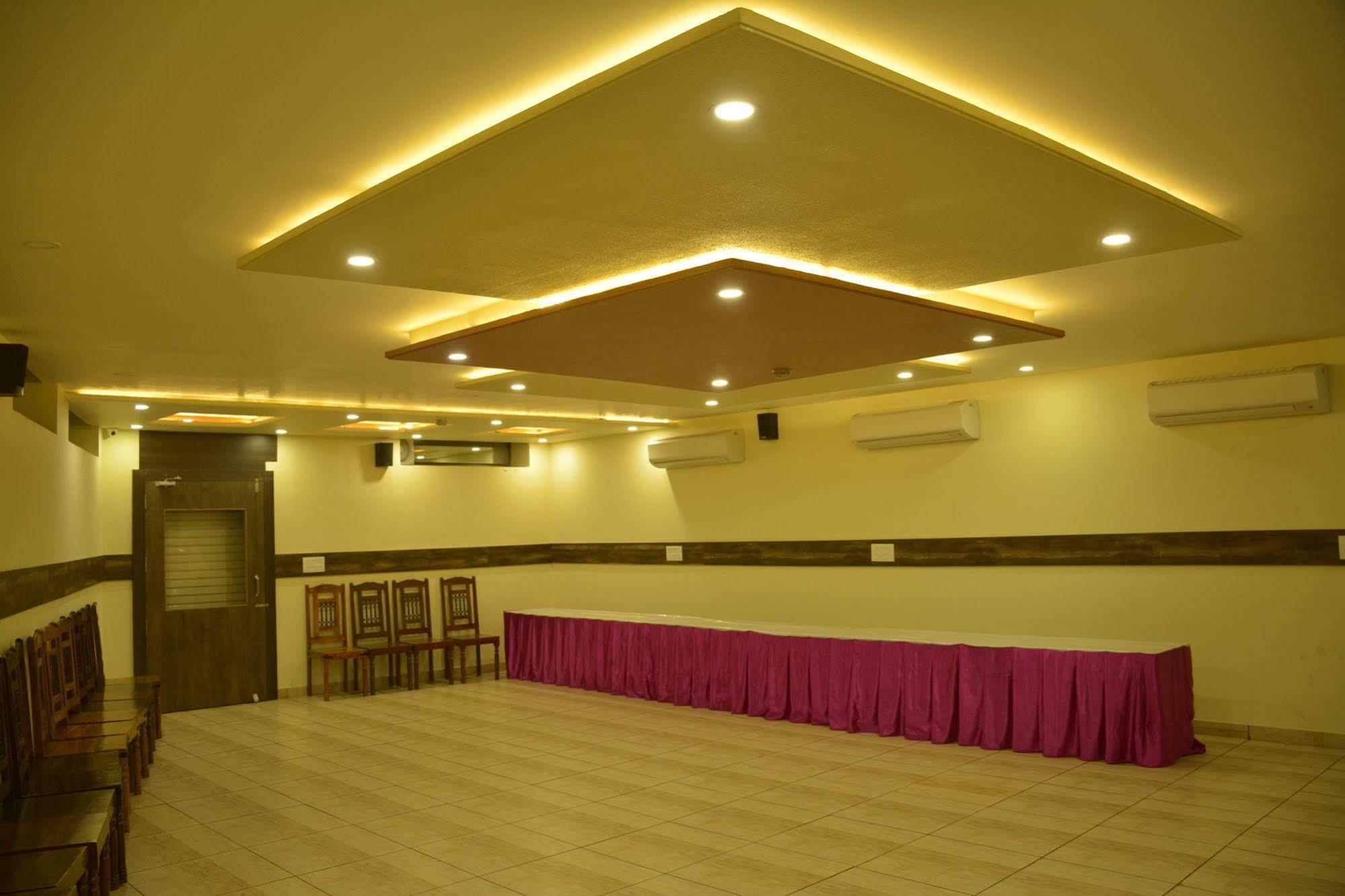 ג'איפור Fabhotel Padmavati Palace Mansarovar מראה חיצוני תמונה